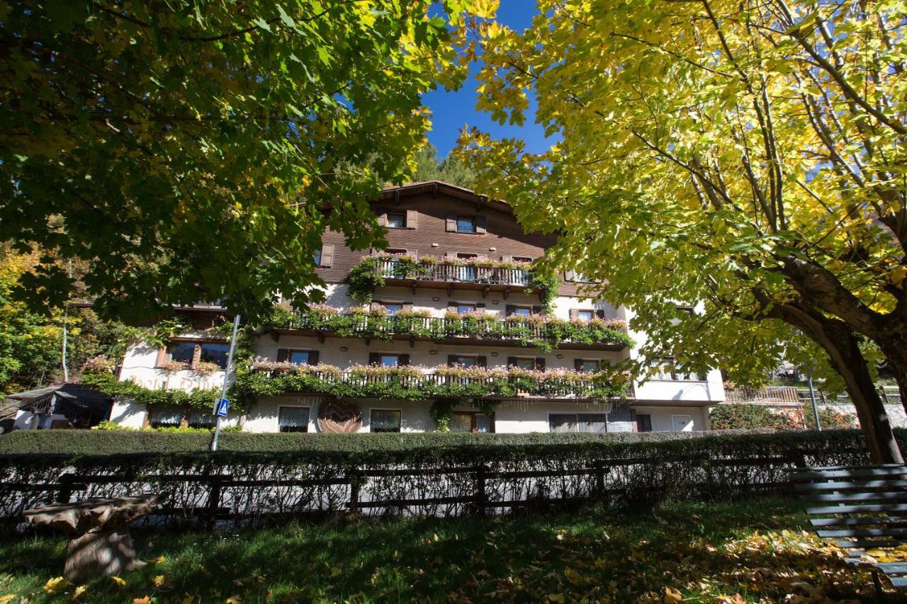 Hotel Daniela Борміо Екстер'єр фото